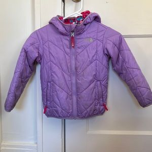 Girls North Face Perrito Reversible Purple/ Pink Dot jacket size 5